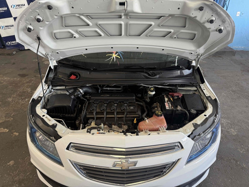 Chevrolet Onix 1.4 MPFI LT 8V FLEX 4P MANUAL