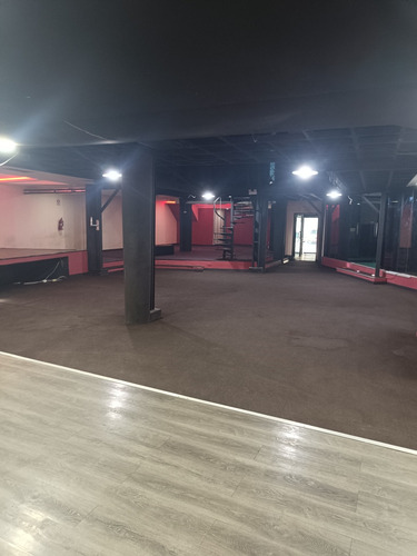 Altamira, Venta Hermoso Local , Ubicación Perfecta Para Un Restaurante, Discoteca, Concesionario De Autos Etc