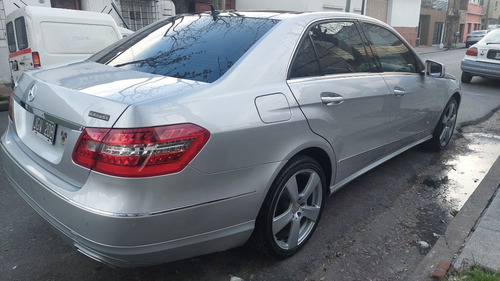 Imagen 4 de 8 de Mercedes Benz E500 V8