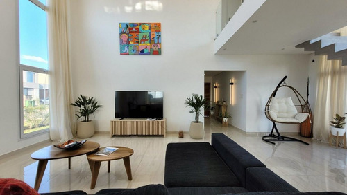 Venta Casa Barrio Carpinchos Nordelta Con Pileta