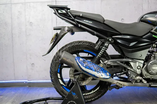 Bajaj Pulsar 180 Fi Neon 2022