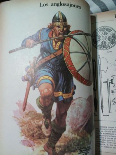 Historia Del Traje. 99 Láminas Encuadernadas. J. L. Salinas. (Usado)