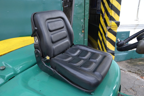 Autoelevador Komatzu Modelo: Fd 257-16d Año: 2008