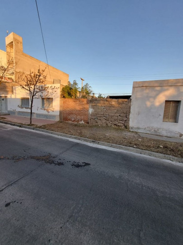 Local En Venta En San Luis