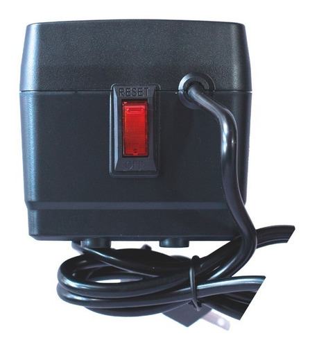 Imagen 2 de 5 de Regulador Voltaje Smartbitt 2200va 1100w 8 Contactos