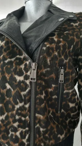 Chamarra animal print mujer hotsell