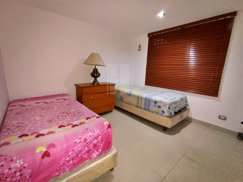 Imagen 9 de 11 de En Venta Casa Bote, Sector Aquavillas A