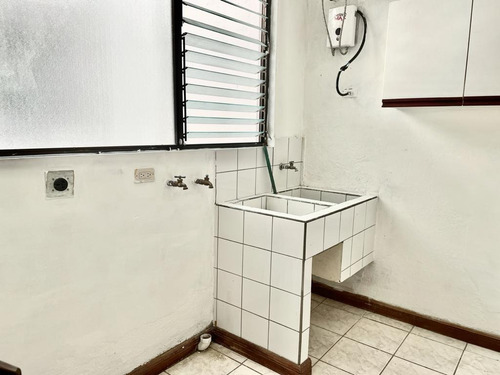 Imagen 4 de 10 de Rebajado 3 Hab /2 Parqueos Apto Yoses Sur