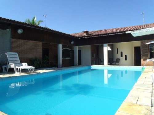 Imagem 2 de 23 de Casa Com 5 Dormitórios E Piscina Em Peruíbe - 3202 - 3062307