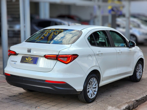 Fiat Cronos .