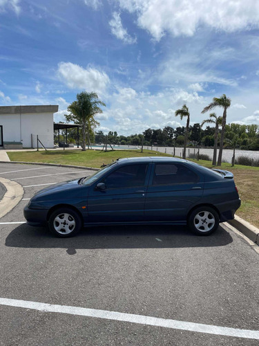 Imagen 3 de 16 de Alfa Romeo 146 1997 2.0