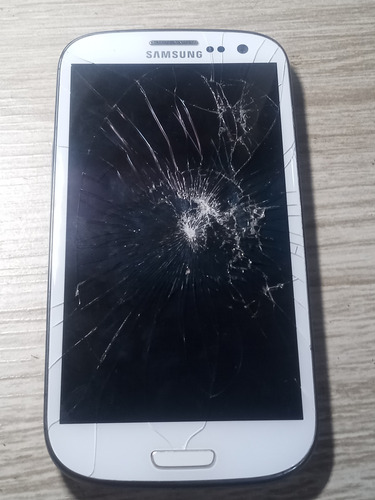 Samsung Galaxy S Iii 16 Gb P/ Retirar Peça S/ Bateria Gt9300 Branco (Usado)