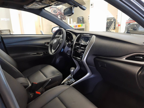 Imagem 4 de 11 de Toyota Yaris 1.5 16v Flex Xls Connect Multidrive