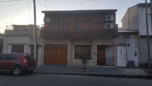 Casa 3 Ambientes En San Justo, La Matanza.