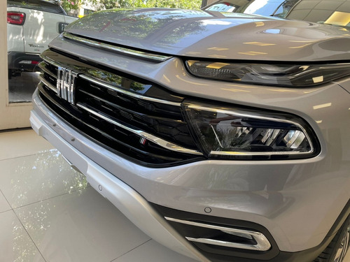 Imagen 14 de 16 de Fiat Toro 1.3 270 Turbo Volcano 4x2 At