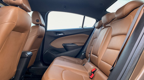 Chevrolet Cruze 5 1.4T Premier