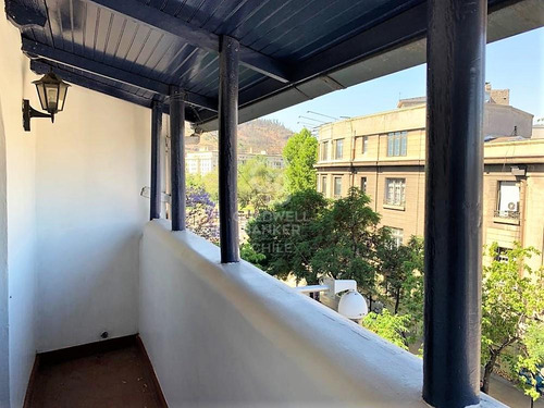 Ideal Para Proyecto Hostal, Centro Medico O Institucional