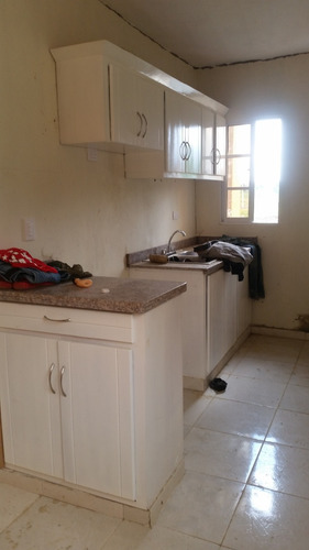 Imagen 10 de 14 de Casas De 3 Hab. 2 Baños, Patio Y Marquesina 829 323 9618