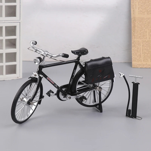 Bicicleta Clasica A Escala 1:10 Con Maletín Y Bomba