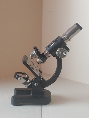 Mini Microscopio Hoc / Tres Aumentos / Japan 1966 (Usado)