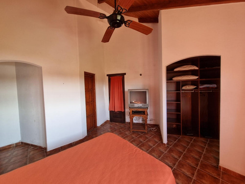 Casa De 3 Dormitorios Al Lago En Solares Del Carcaraña - Pueblo Carcaraes