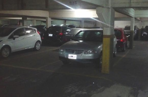 Imagen 3 de 3 de Pack De 3 Cocheras. Grandes. Fijas. Cubiertas