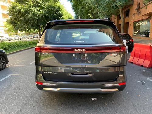 Imagen 21 de 21 de Kia Carnival