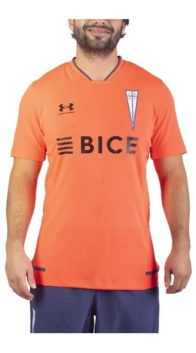 Polera U. Católica 2021/2022 Entrenamiento Flúor Original Ua