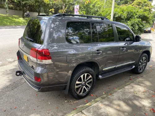 Toyota Land Cruiser 200 4.5 Imperial Diésel At 4x4 2013