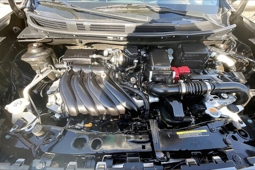 Nissan March 1.6 Advance At
