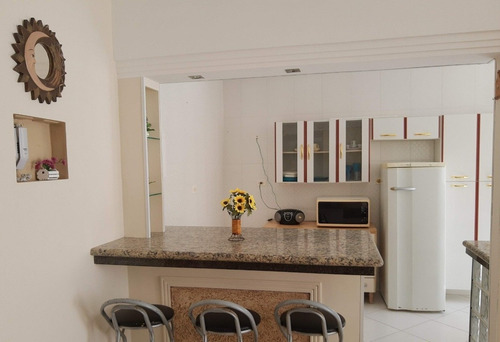 Imagem 8 de 13 de Apartamento Em Frente A Praia-2dor- Ocian-10 Pessoas