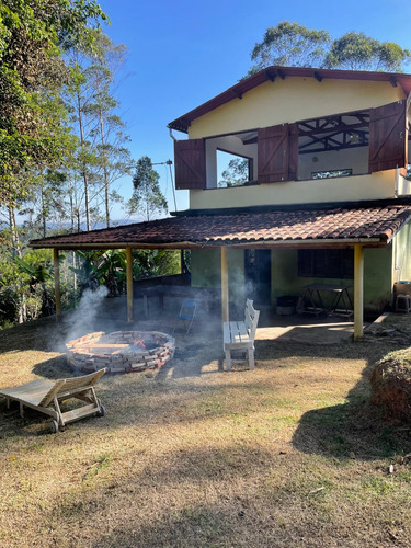 Sitio Em Juquitiba, 2.2ha Casa Com Sobrado Em Local Reservado, Salão Ótimo Para Reunir Pessoas. (com Escritura)
