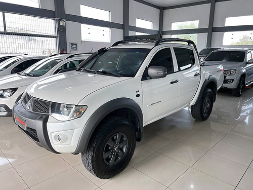 Mitsubishi L200 3.2 Triton Savana Cab. Dupla 4x4 Aut. 4p