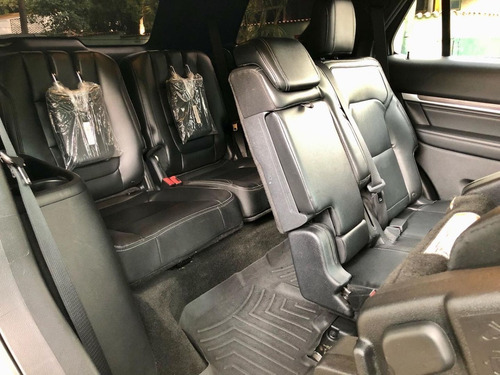 Imagen 8 de 10 de Ford Explorer
