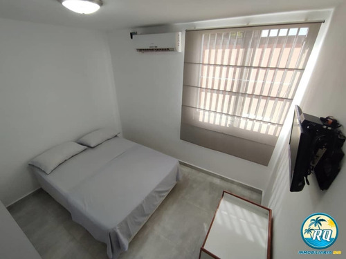 Imagen 11 de 14 de Res. Villas Santorini, Impecable Town House De Tres Niveles