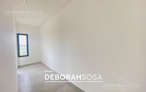 Imagen 9 de 15 de Casa En Venta 5 Ambientes - El Canton Escobar Zona Norte