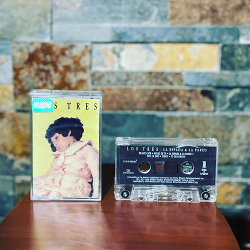 Los Tres - La Espada & La Pared (cassette)