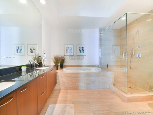 Departamento En Venta Ubicado En Sunny Isles, Miami, Florida