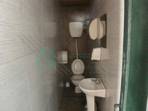 Imagen 7 de 11 de Colonia Del Sacramento - Salón Comercial Céntrico