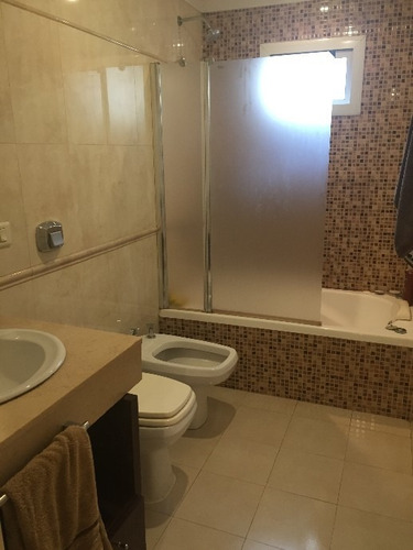 Imagen 10 de 14 de Chalet En Venta En Lanus Este