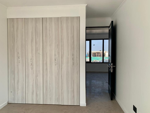 Imagen 9 de 20 de Moderna Casa En Condominio Y Con Amplio Terreno
