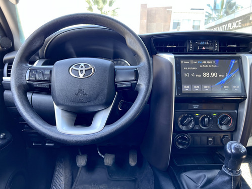 Toyota Fortuner Sr5 4x4 Mt Tdi 2,8l - 2020 | 69