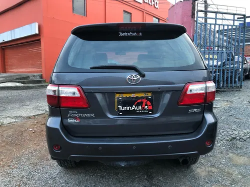 Toyota Fortuner 2.7l 4x2