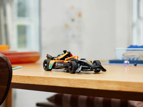 Lego Technic - Neom Mclaren Formula E Race Car (42169)