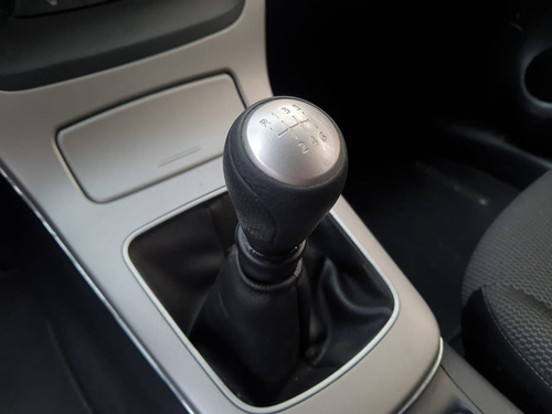 Imagen 12 de 15 de Nissan Sentra 2016 1.8 Sense Mt