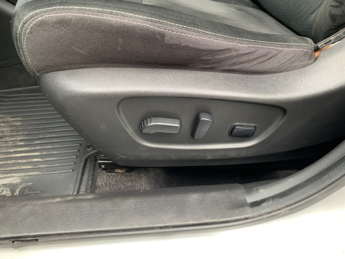 Nissan X-Trail 2.5 Advance 3 Row Cvt