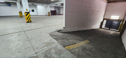 Edificio Venta La Urbina 3820 Mts2 Sonmetros2