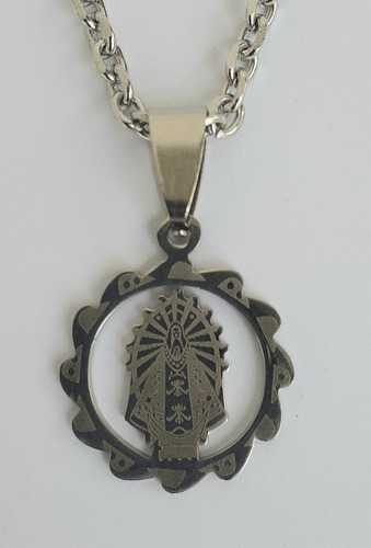  Virgen De Lujan En Medalla Calada De1.7cm Y Cadena Clási 