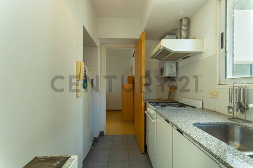 ¿buscas Vista Al Rio? Este Es Tu Departamento. Salta 1234, Rosario