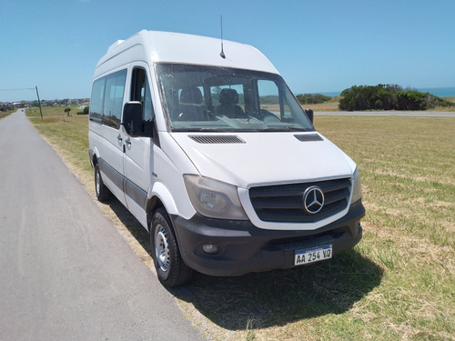 Imagen 9 de 20 de Mercedes-benz Sprinter 2016 2.1 415 Combi 3665 150cv 15+1 Te